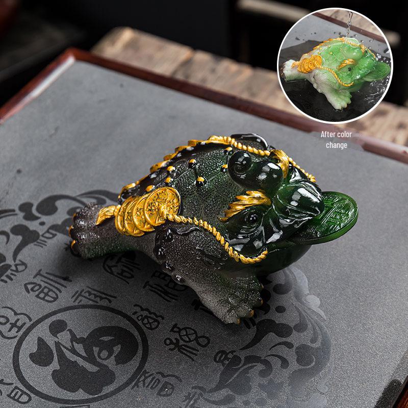 

Золотая жаба, меняющая цвет, чайный питомец: Украшение для чайного сервиза «Счастливый»