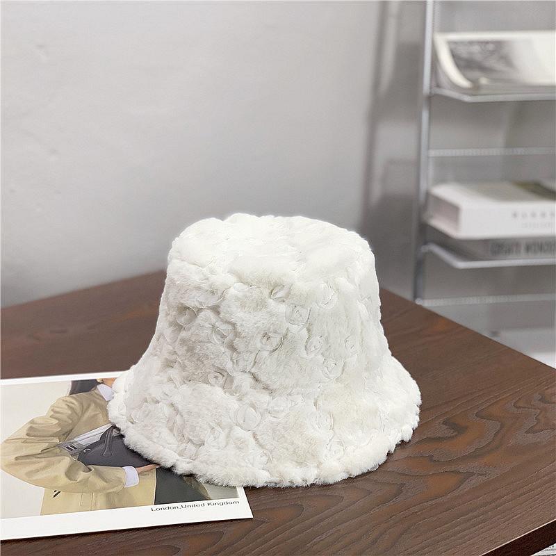 Korean Cute Fluffy Flower Fisherman Hat for Women Japanese Autumn and Winter Casual Versatile Cold Proof and Warm Basin Hat Showing Small Face