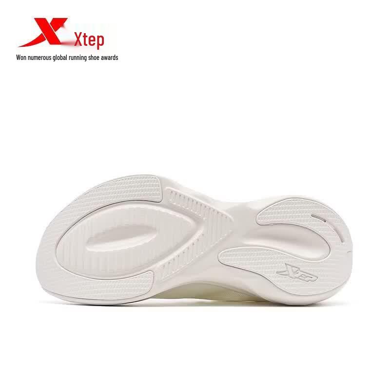 Xtep Women's Breathable Mesh Running Shoes