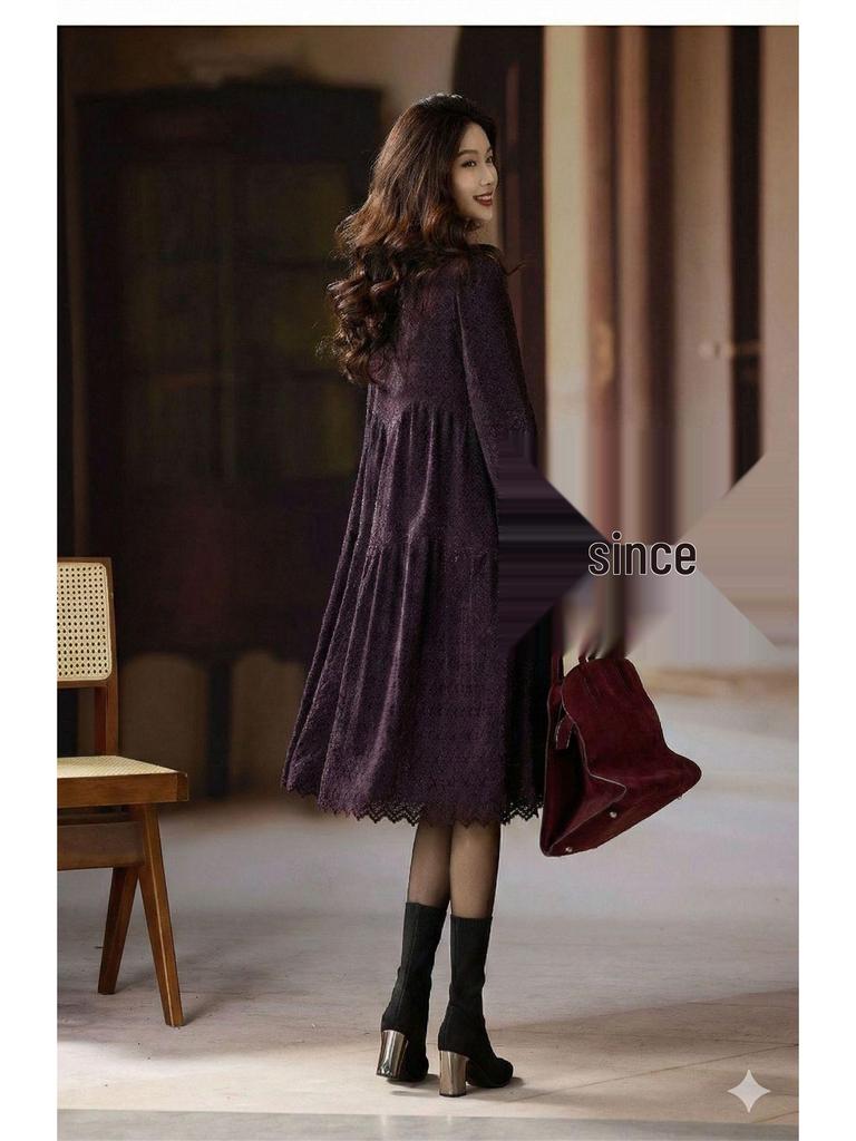 Elegant Plus Size Lace Long-Sleeve Dress for Women - 2025 European Autumn Collection