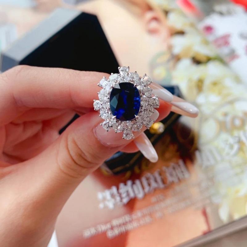 High-End Women's Open Sapphire Ring with Full Diamond Inlay, Sparkling Gemstone, Versatile Douyin Style