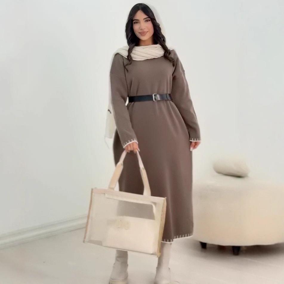 Autumn 2025 Women's European & American Fashion: Warm, Versatile Round Neck Knitted Wool Dress