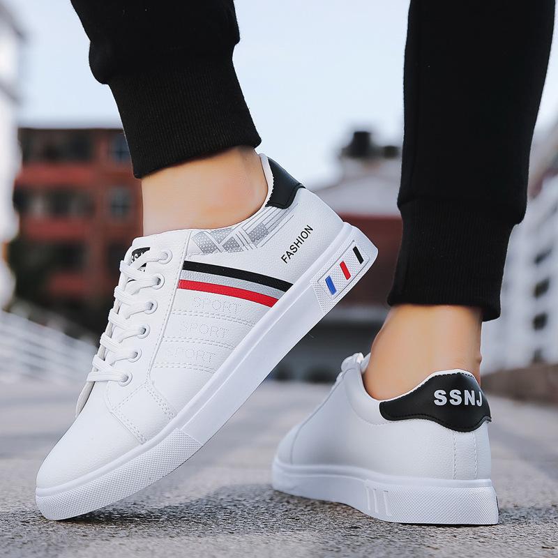 Spring shoes men's Korean version of white shoes versatile casual sports shoes men's board shoes students light tide breathable and comfortable