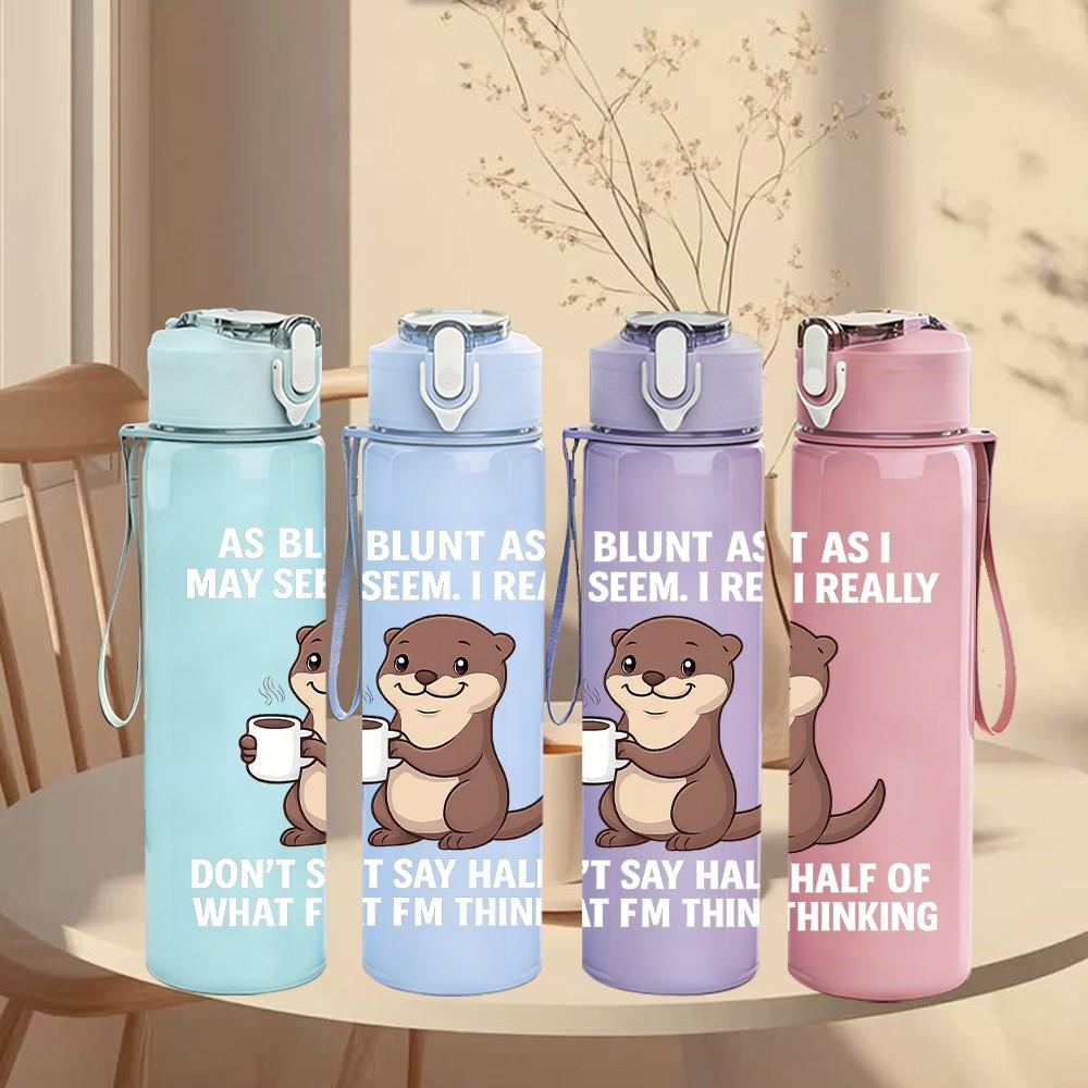 1PC Cute Otter Holding Drink 750ml Color Plastic Sports Water Bottle Leakproof Flip Straw Lid Suitable for Sports Office Home Use