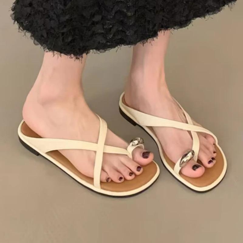 Fashion Designer Flats Women's Slippers Elegant Clip Toe Shoes 2025 Fad New Flip Flops Summer Casual Sandals Beach Zapatillas De Mujer