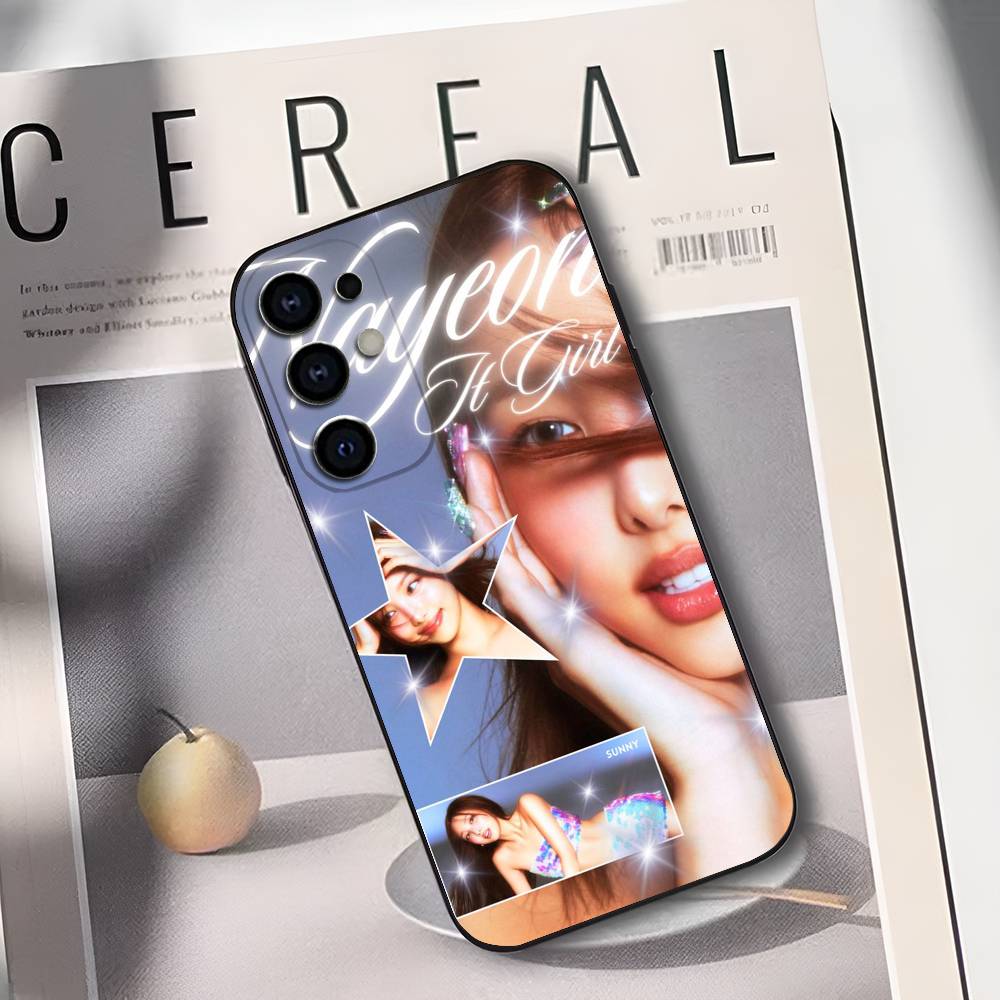 Na-yeon Singer Im Na-yeon Phone Case For Samsung S25,S24,S21,S22,S23,S30,Ultra,S20,Plus,Fe,Lite,Soft Black Cover Samsung S20plus5G