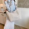 Large Capacity Straw Bag Women's Seaside Vacation Tote Bag for Commuting Shoulder Tote Bag