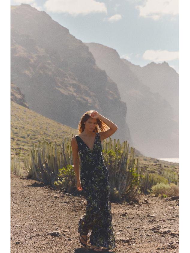 2025 Spring/Summer Women's European & American Style Waist-Hugging Sexy Printed Dress