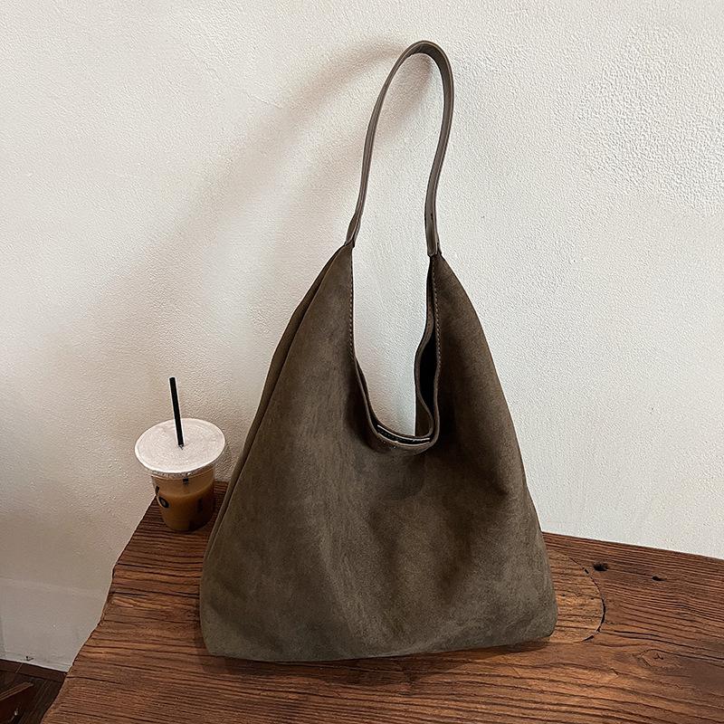 2025 Winter New Niche Women's Bag Fashion Casual Underarm Bag Women's Commuter Large Capacity Tote Bag