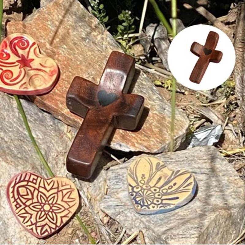 Small Wooden Cross Pocket Holding Cross Christian Prayer Cross Religious Gift Fingertip Stress Relief Decompression Toy