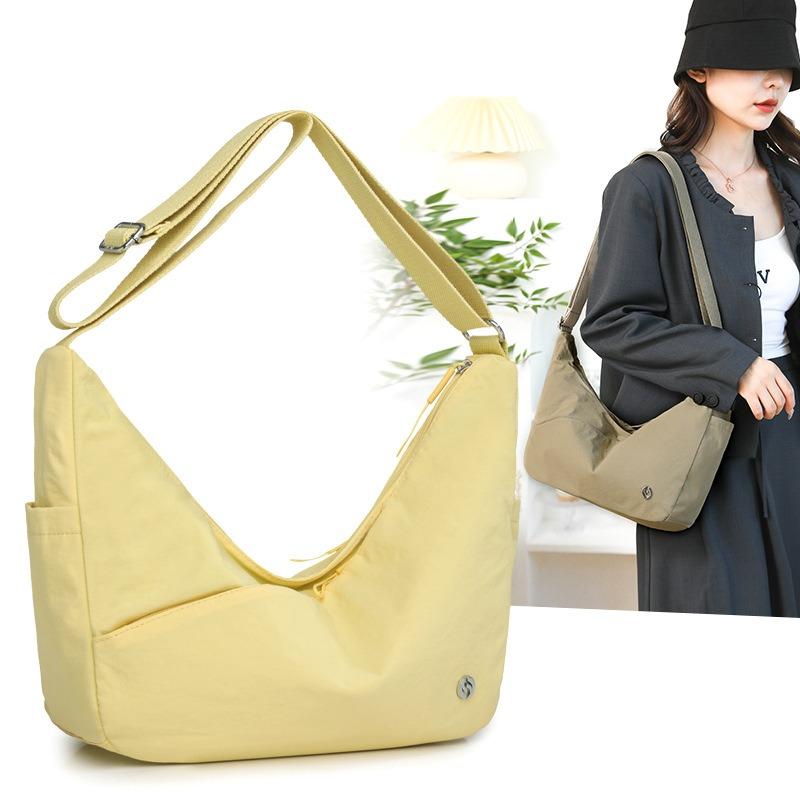 Lässige und leichte Umhängetasche Damen Sommer neu hochwertig Arbeits-Nylon-Pendler-Tasche Sport-Schultertasche