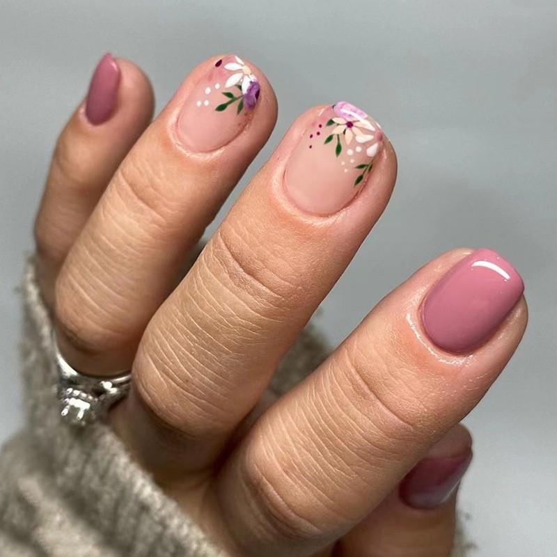 Flower Retro Pink Press On Nails Short Sweet Soft False Girls