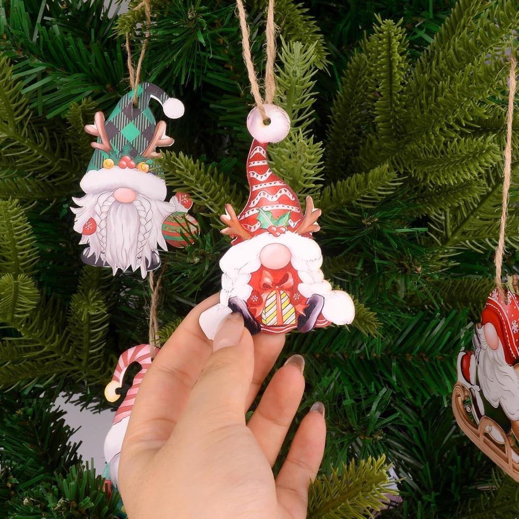 16Pcs Christmas Decorations, Gingerbread House Ornaments, Festive Tree Hanging Decor for Holiday Party, Classroom and Office, Family Activity