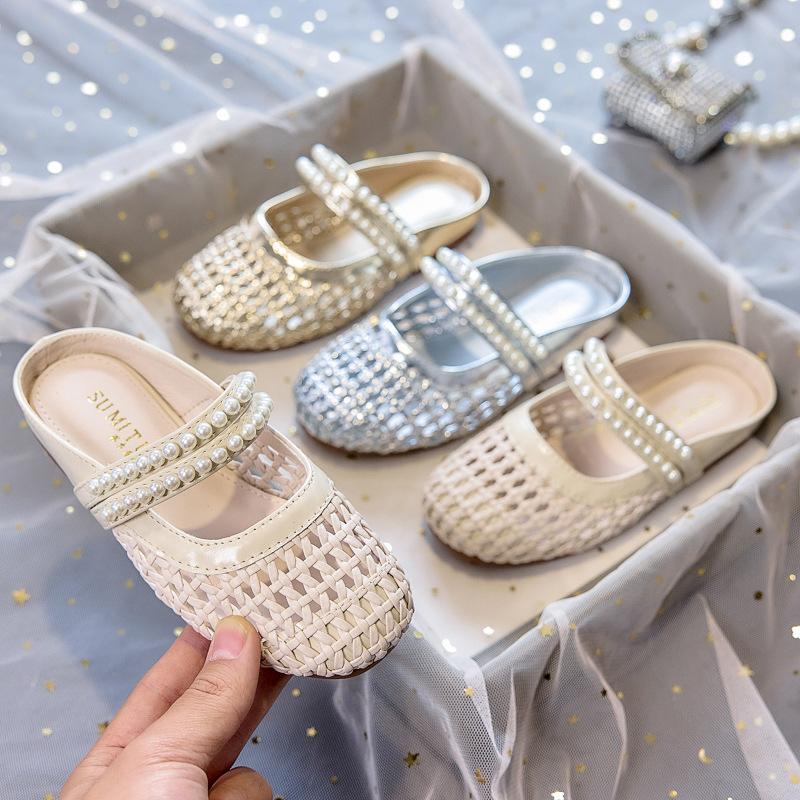 Girls Shoes2026New style closed-toe mules with pearls, woven hollow fishnet slip-on sandals 26(Insole Length16.7CM серебряный