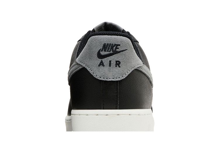 Nike Air Force 1 '07 Smoke Grey