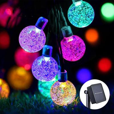 Luzes de corda solares para exteriores 100 LED 40 pés luzes de globo de cristal multicoloridas com 8 modos de iluminação, luzes de pátio à prova d'água alimentadas por energia solar