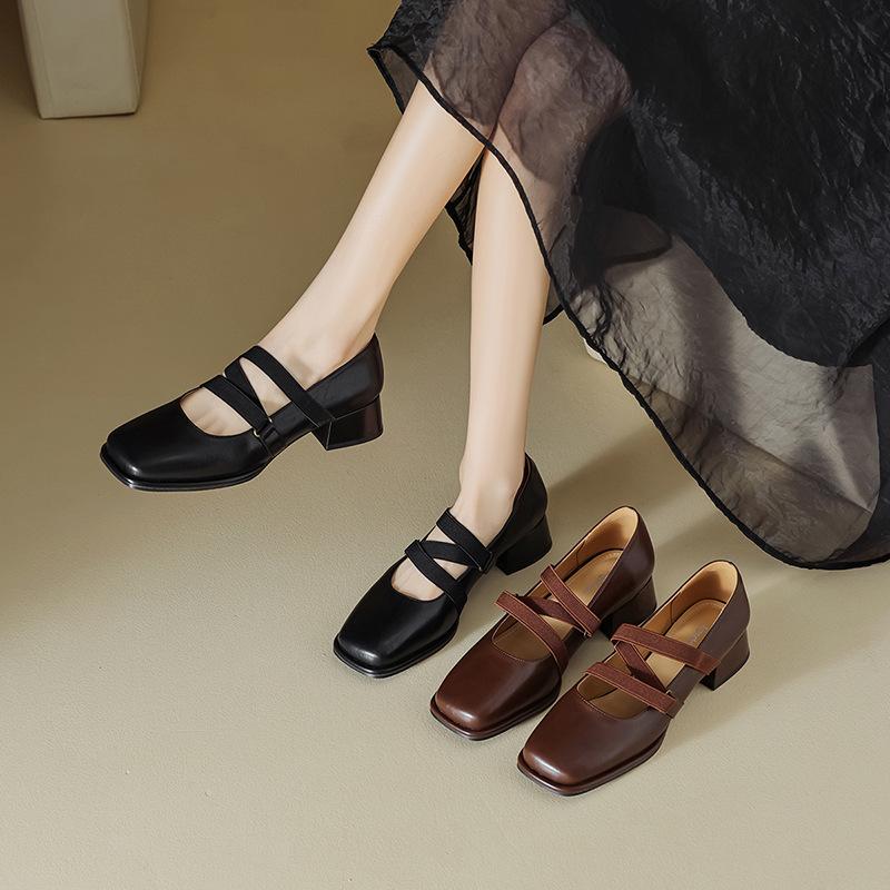Mary Jane's new summer French Hepburn style small leather shoes, retro square head temperament single shoes