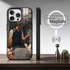 Custodia per telefono con attore Jonathan B-Bailey per iPhone17,16,15,14,13,12,11 Plus,Pro Magnetica con Ricarica Wireless Magsafe