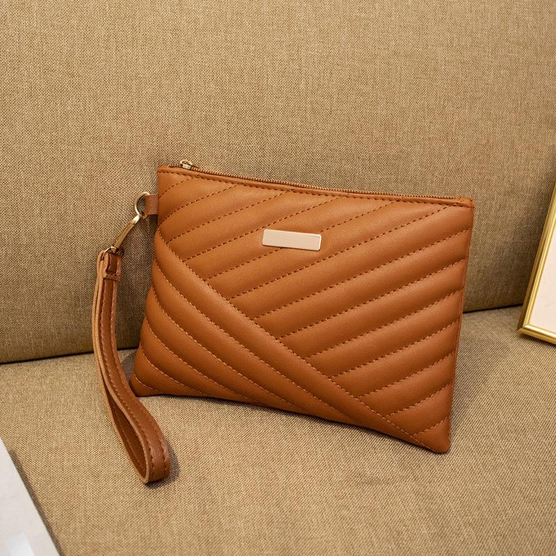 Fashionable Embroidered Mobile Phone Clutch - Large Capacity, Versatile Women's Bag