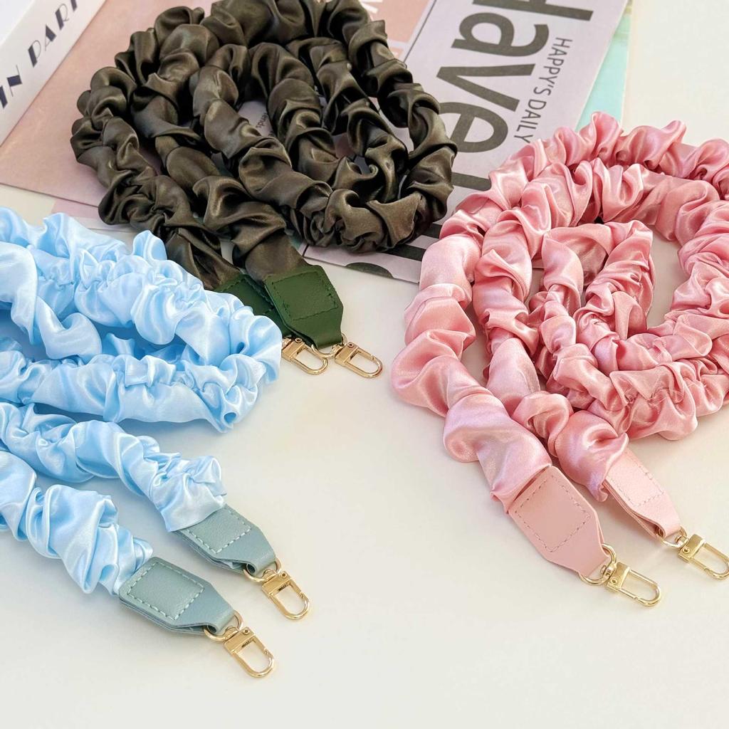 Korean-Style Silk Mobile Phone Crossbody Lanyard: Versatile, Fashionable, Sturdy Anti-Loss Chain
