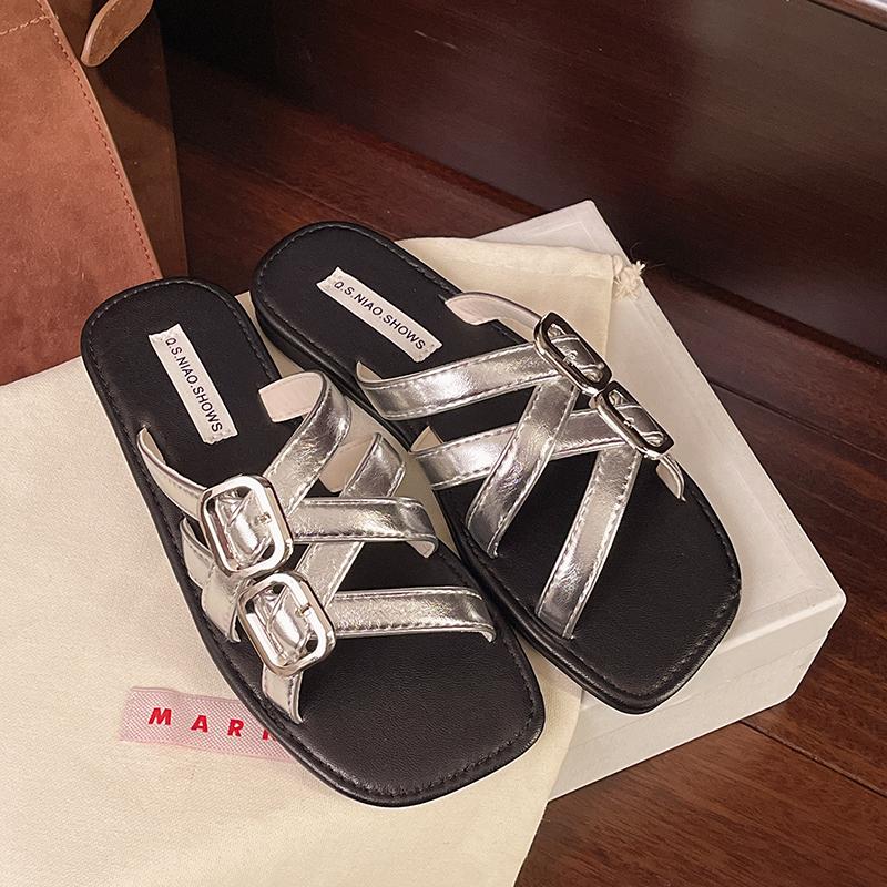 Mode Platta Sandaler Sommar Nya Fyrkantig Tå Öppen Tå Metallspänne Tunn med Mjuk Sula Halkfria Slitstarka Tofflor