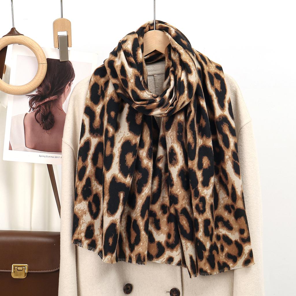 Leopard Printed Cashmere Scarf Shawls For Woman Autumn And Winter Warm Fashion Long Wraps Muslim Hijab Pashmina Scarves