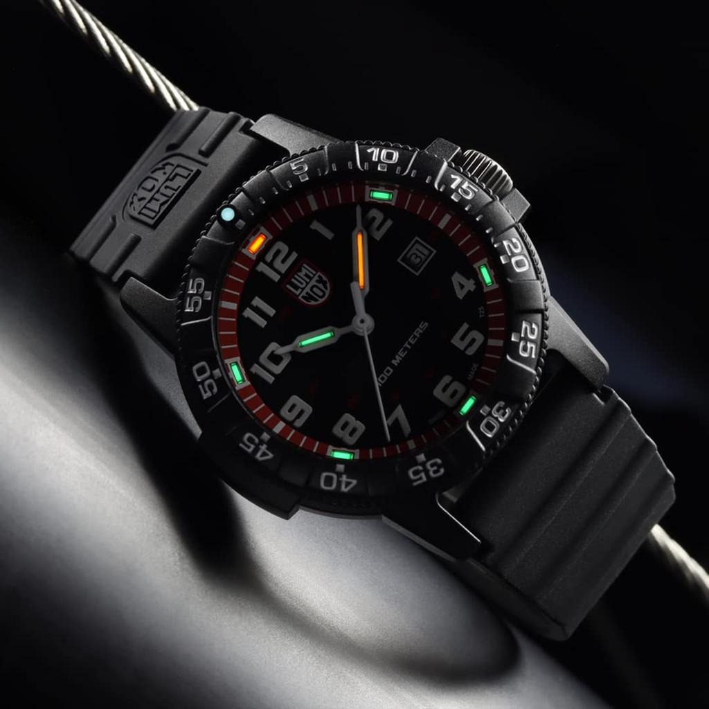 Liberta Luminox Leatherback Sea Turtle Giant 0320 Series Ref. 0335 Men's Black Watch