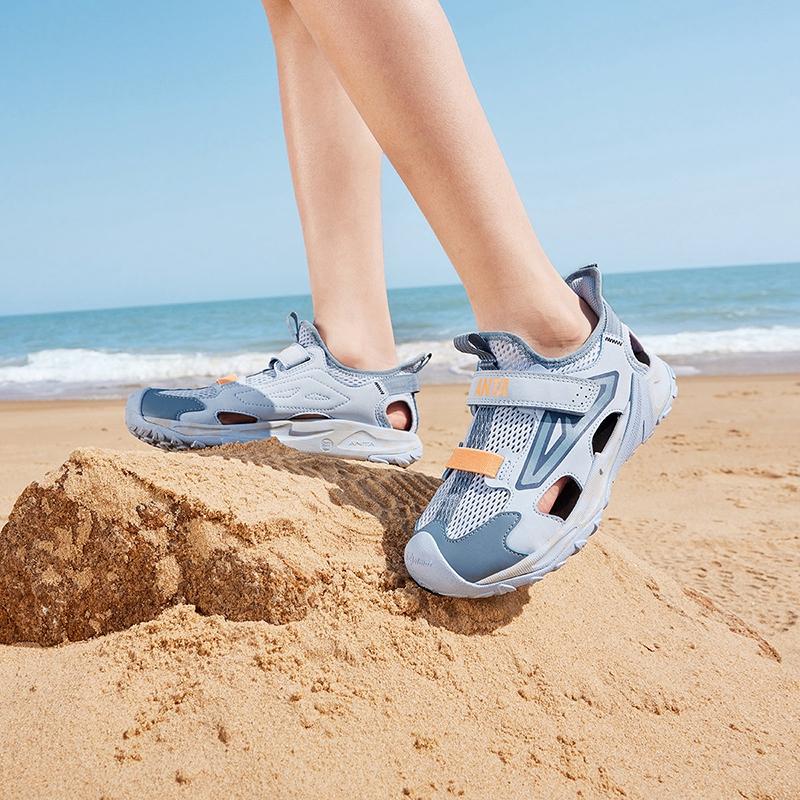 Anta Kids Trendy Fashion Color Block Comfortable Versatile Slip-On Beach Shoes Men Sandals A12526945