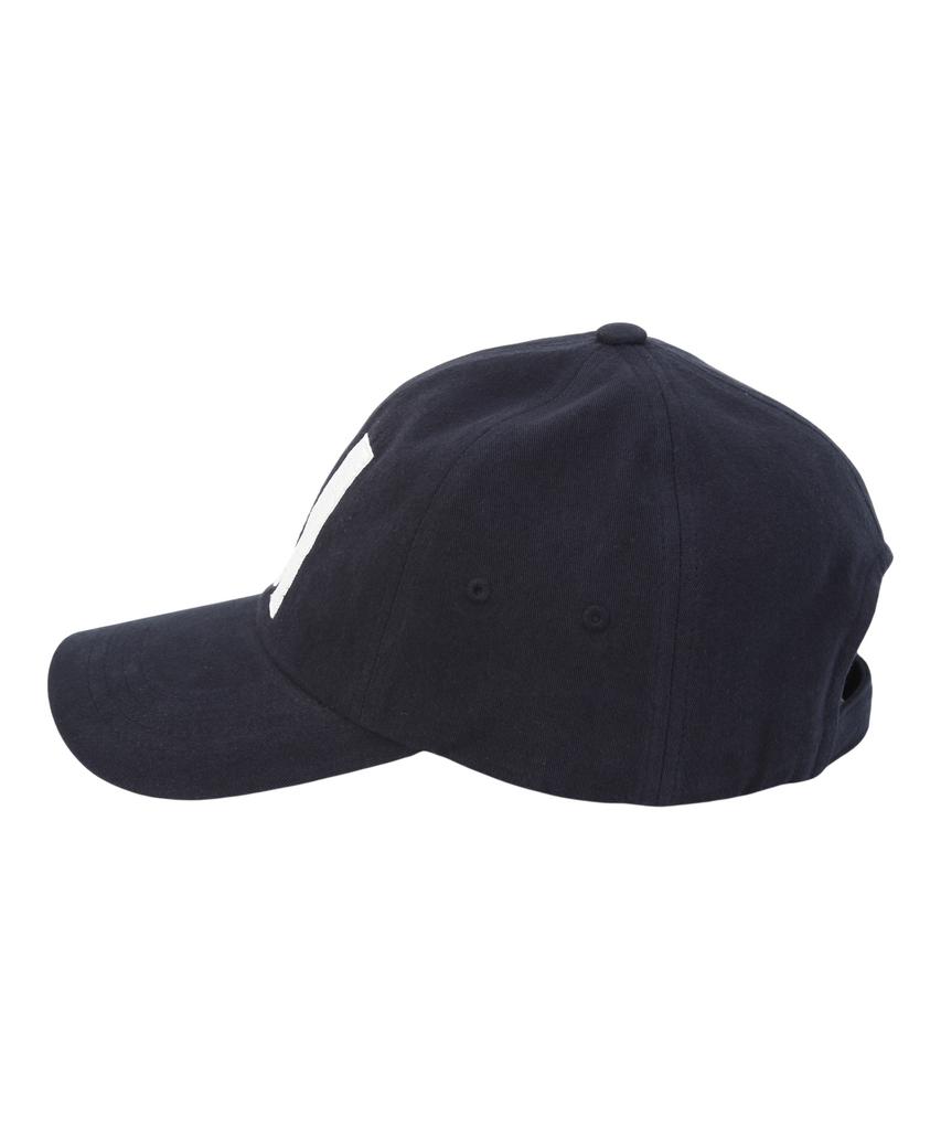 Yunibeosyeolkemiseuteuli Bold U Navy Ballcap Washed Ballcap