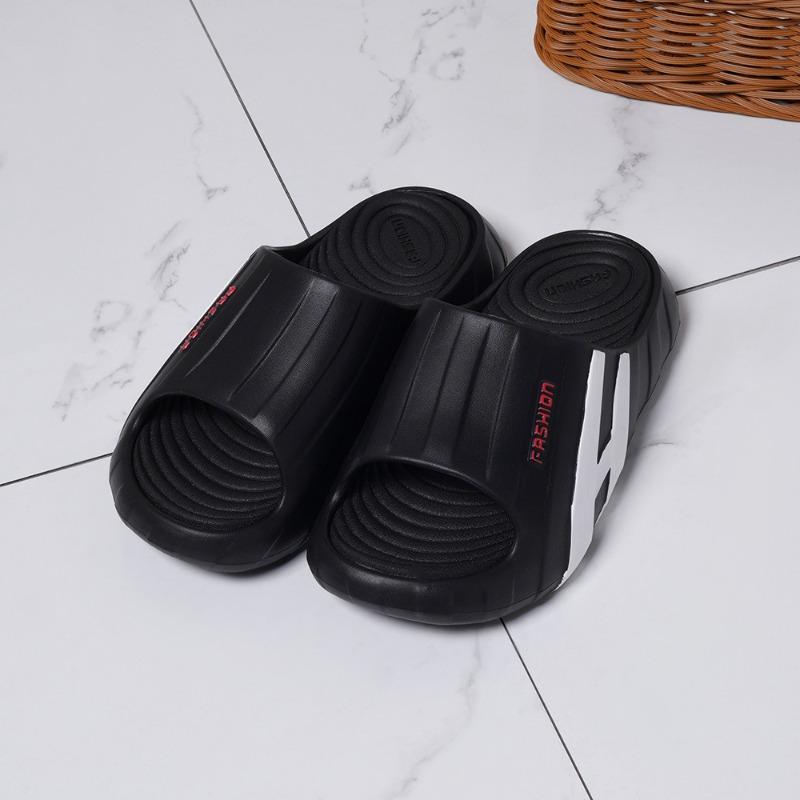 New summer men's one-word drag home outdoor sports non-slip thick bottom stepping on shit slippers sandals