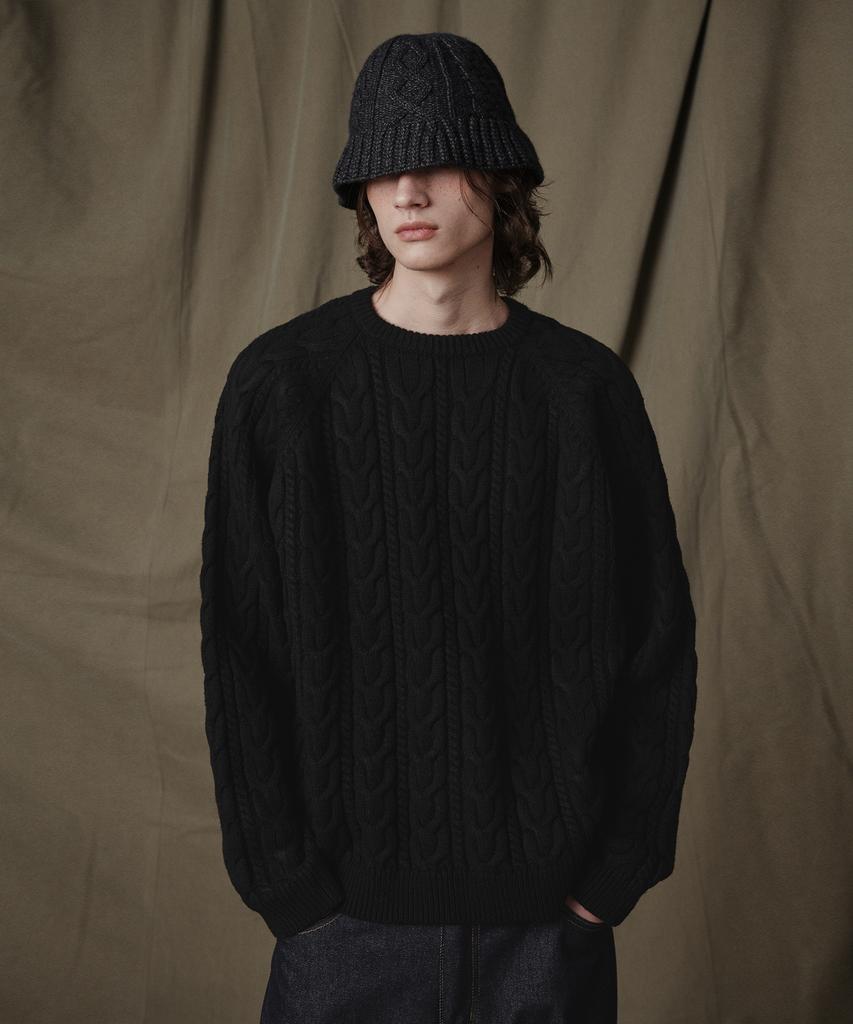 GLW Raglan Cable Knit Black
