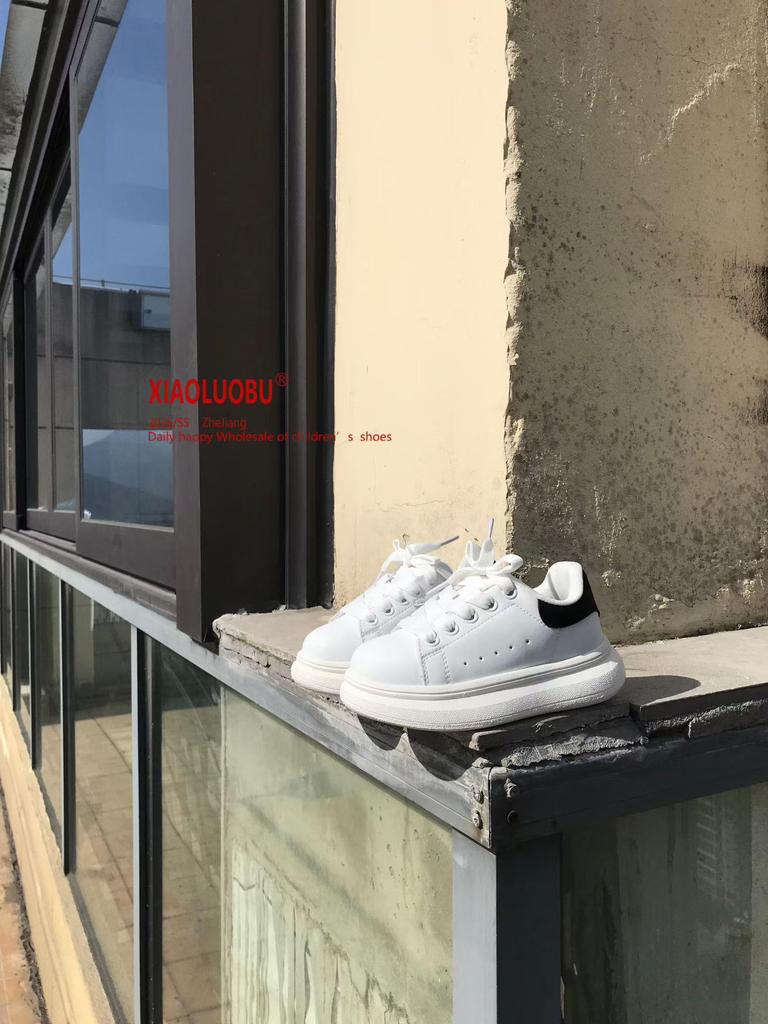 Children's Spring 2026 McQueen White & Black Tail Casual Shoes for Boys and Girls