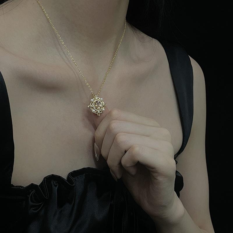 Gold Fanta Stone Zircon Pearl Necklace Wrapped Filament Light Luxury High Sense Niche Design Clavicle Chain Pendant Female