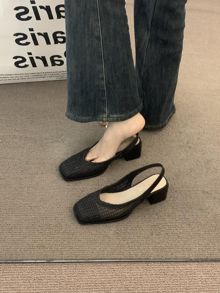 Spät Abendwind dicker Absatz Nische gewebte Bohème-Tasche Kopf Sandalen Feenschuhe 2025 Frühling und Sommer Urlaub leer einzelne Schuhe