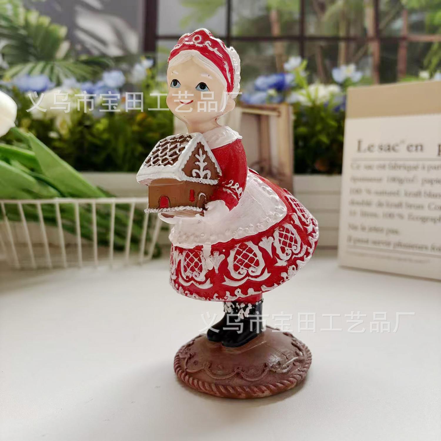 New Outdoor Christmas Couple Santa Claus Statue Ornament Gifts Resin Crafts Ornament