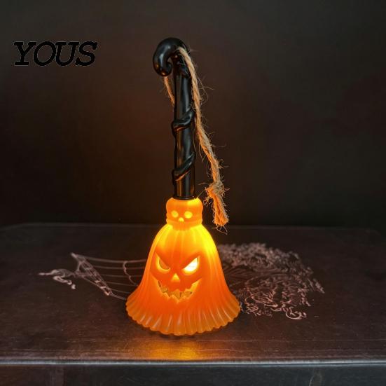 Halloween Lighted Decor Pumpkin Broom Light, Hanging LED Witch Lamp, Decoration Light Spooky Decorative for Holiday Party Ornament