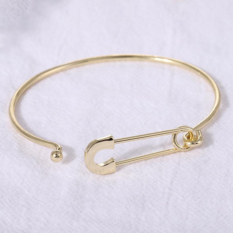 Female Minimalist Open Circular Fashionable Personalized Bracelet