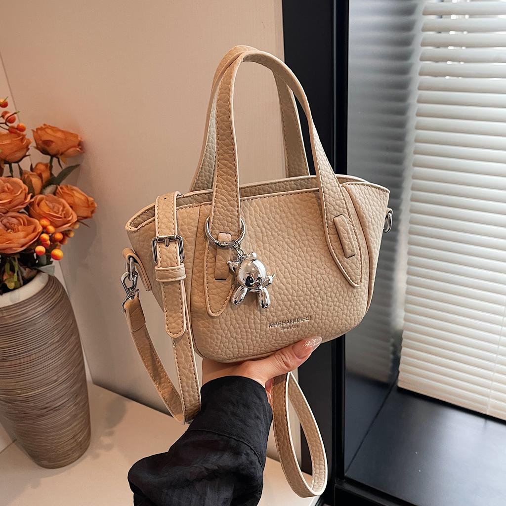 Advanced Handheld Bucket Bag for Women  New Simple Fashion Shoulder Bag Trendy Versatile Casual Women's Bag