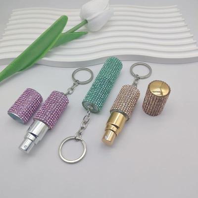 Portable 5ml Perfume Sub Bottle Keychain Rhinestone Decoration Spray Press Refillable Keyring for Gift Bag
