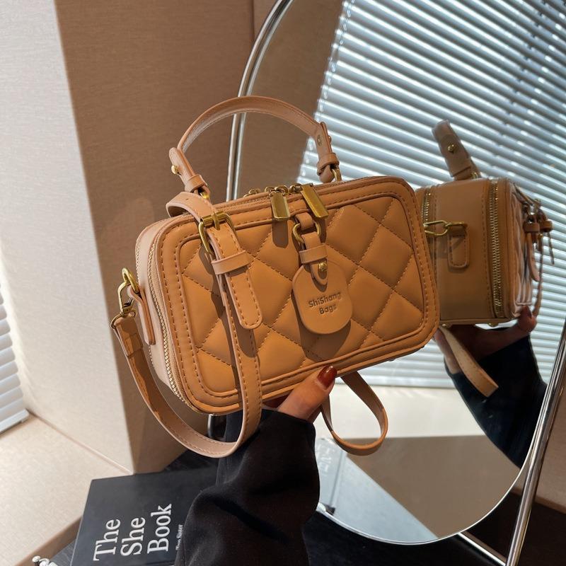 High-end Niche Bag Women's New Trendy Fashion Shoulder Handbag Messenger Bag Versatile Small Square Bag
