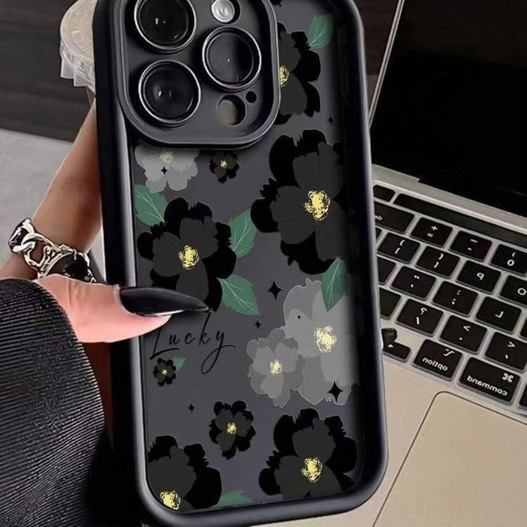 Emery Black Camellia Phone Case for Apple iPhone 13/14/15/16/17 Pro Max