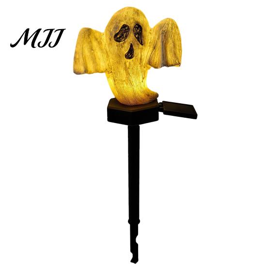 Dusk to Dawn Solar Pathway Lamps Halloween Pumpkin Light, Ghost Yard Stake Smart Sensor Garden Lights Lamp, Waterproof Outdoor Decor Light