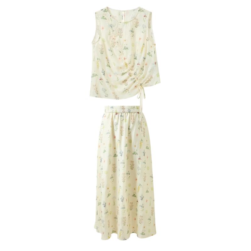 Sancai Tencel Embroidered Sleeveless Top & Skirt Set