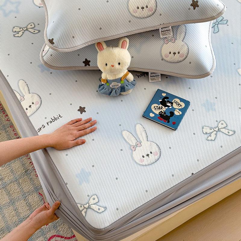 Luxury Cartoon Printed Fitted Bedsheet Set High Quality Summer Sleeping Mat with Pillowcases Ice Bean Cooling Bedding for Single