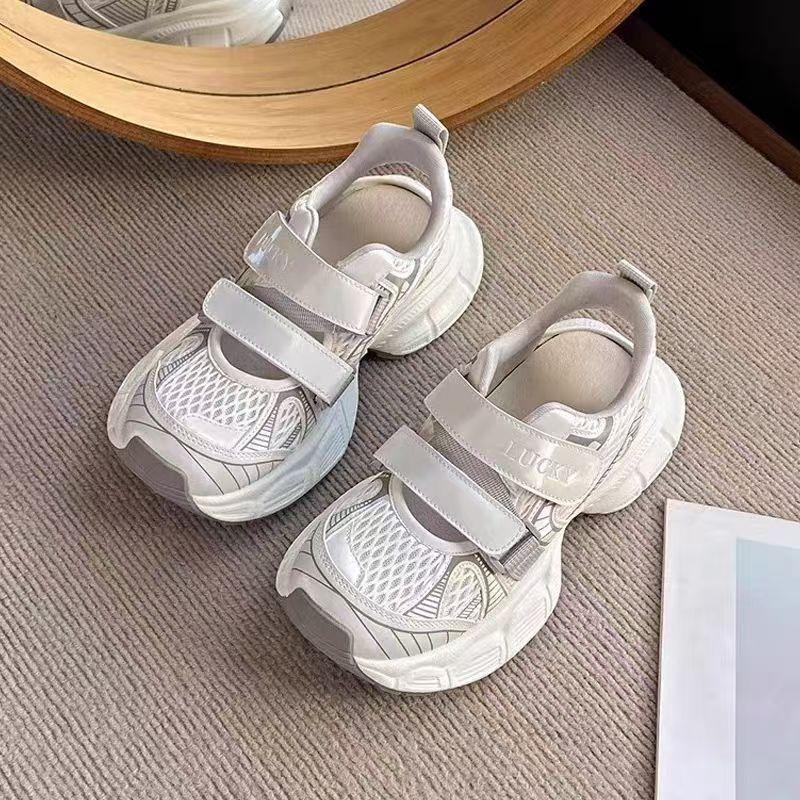 Girls' dad shoes summer new hollow breathable children's sports shoes medium and large children's little girls bag head sandals