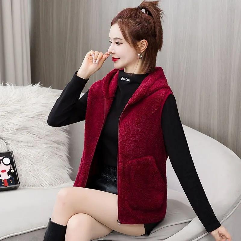 Autumn and Winter Women's Sleeveless Plus Size Vest Loose Casual Vests Loose Thickened Vest Double-sided Fleece Vest Women's Hooded Fleece Vest