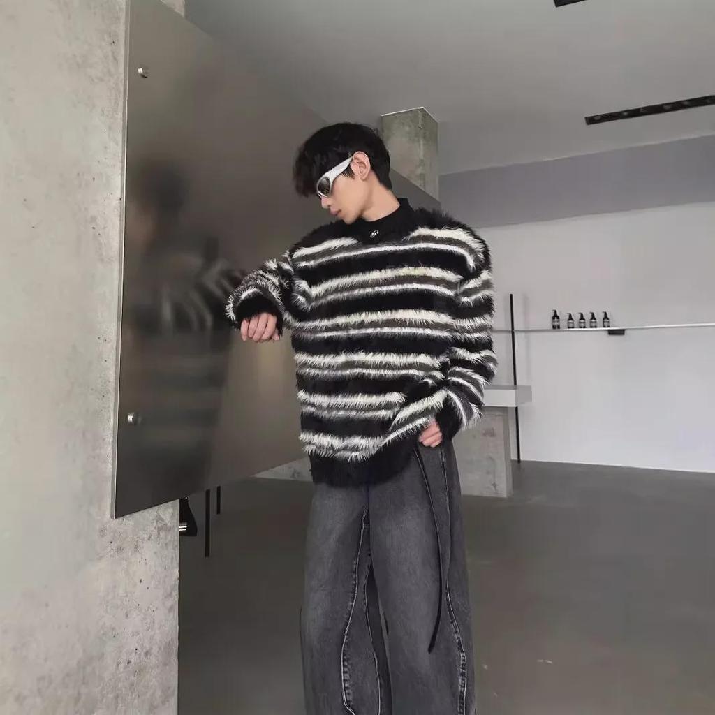 Pánský plyšový mohérový svetr s černobílým pruhem - Špičkový jednoduchý pletený design