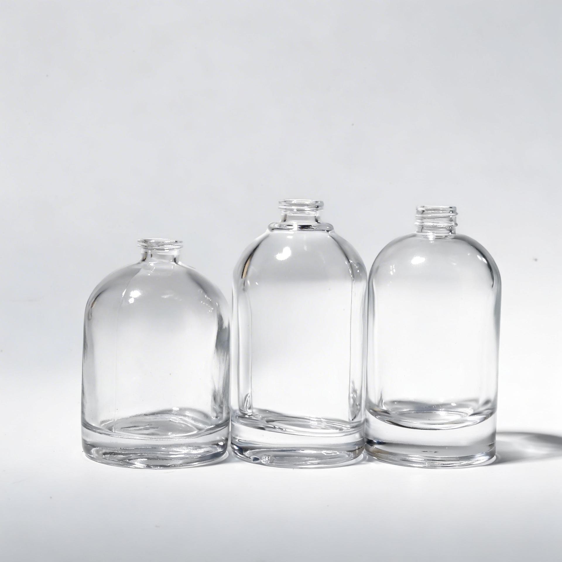 Transparent Cylindrical Glass Perfume Bottle with Bayonet Screw Cap