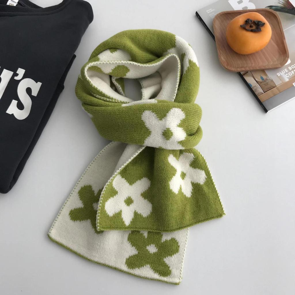 Small Flower Pattern Cashmere Scarf Women's Winter Knitted Scarf Japanese Warm Thickened Scarf