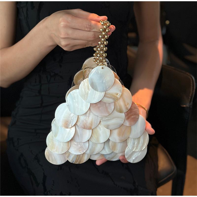 Luxury Banquet Bag Elegant Women's Hand-woven Beaded Natural Shell Bag Fashiable High-end Travel Shoulder Bag Creative Handbag